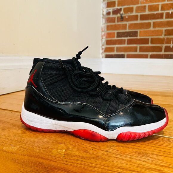 Size 11- Air Jordan 11 Retro 'Bred' (378038-061) 2019 969 - Picture 12 of 16